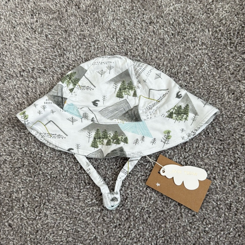 NWT Angel Dear Mountain Print Sun Hat - Size 6-12 Months
